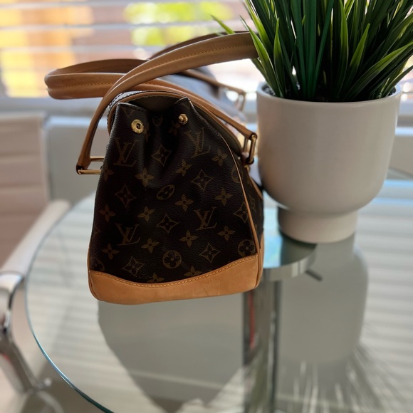 💎✨Authentic 💎✨Louis Vuitton Monogram Canvas Beverly GM - Picture 6 of 6